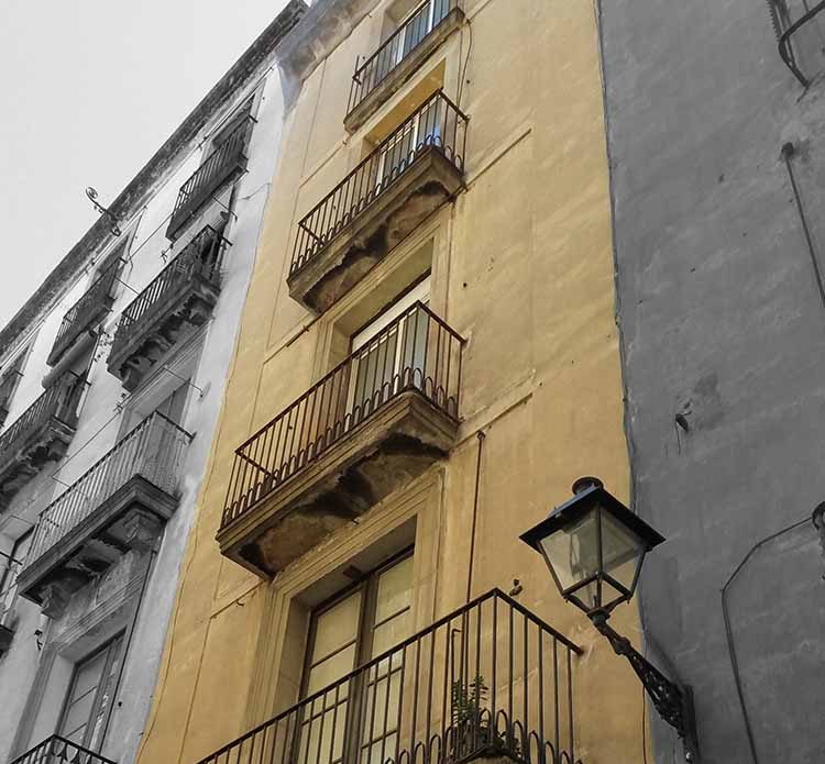 Comtal 22 — Edificio adquirido por MK Premium en Barcelona
